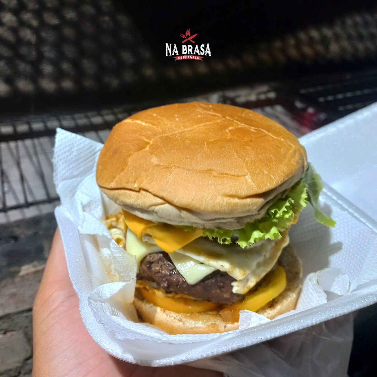 Na Brasa Espetaria E Janta